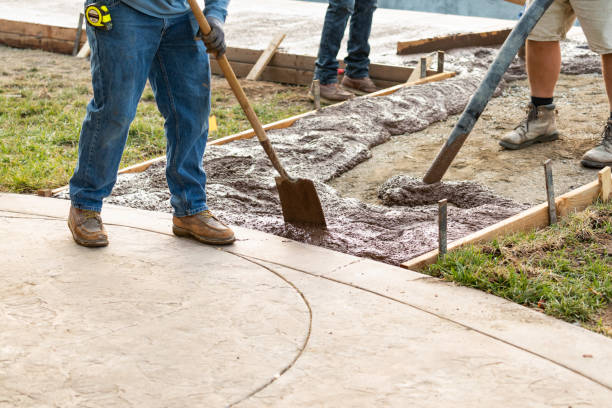 Best Commercial Concrete Contractor  in Fort Dick, CA